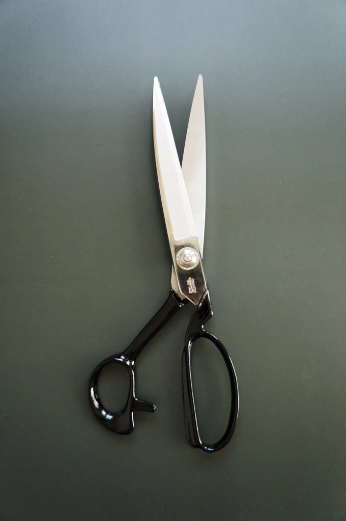 Aritsugu Tachibasami Japanese Fabric Shears - Image 3