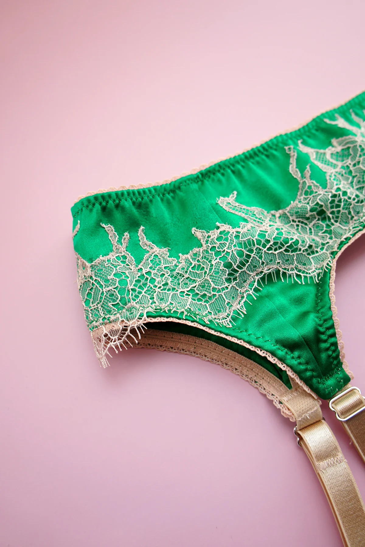 Ophelia Emerald Garter - Image 3