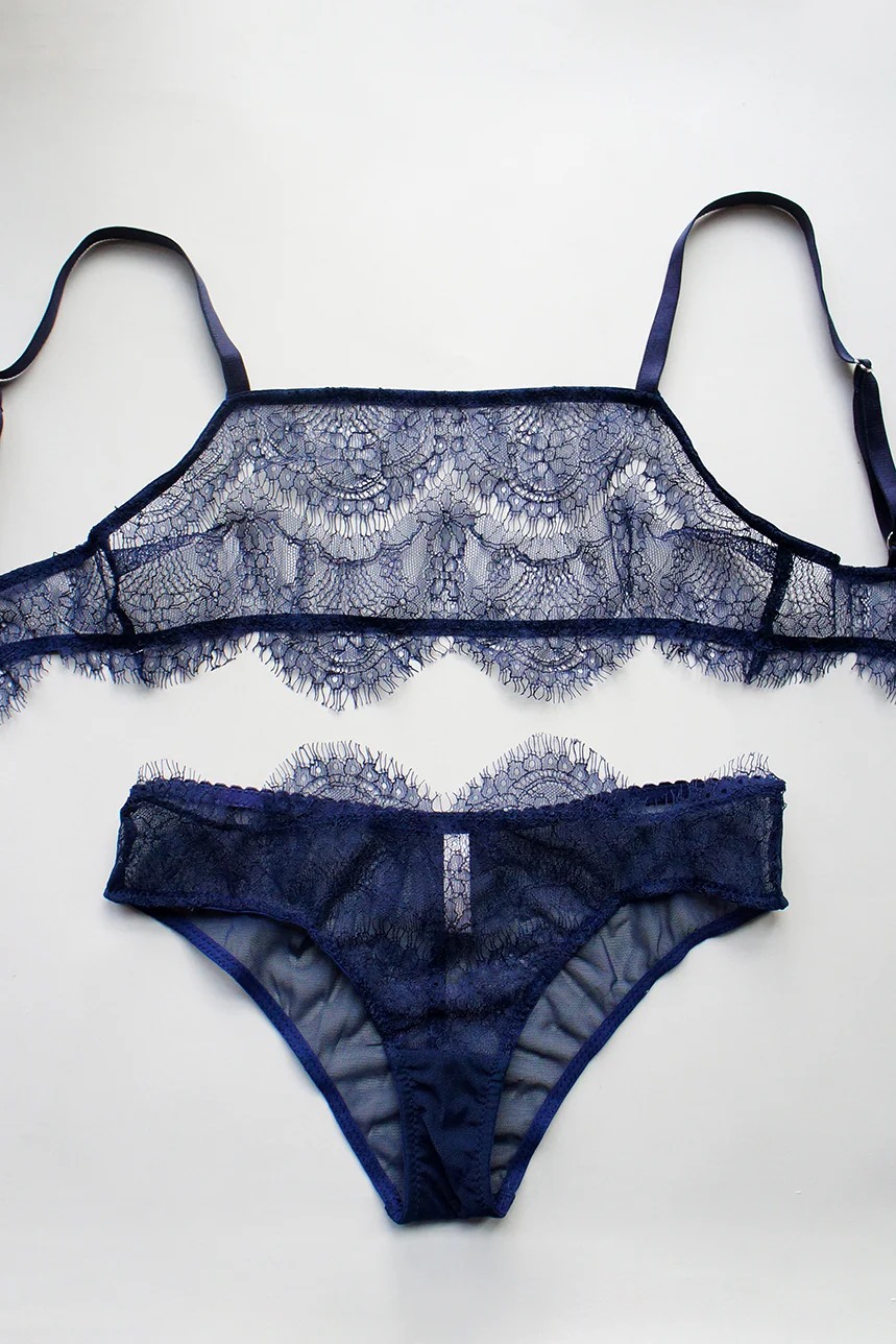 Tilly Lace Bandeau Bralette Navy - Image 8